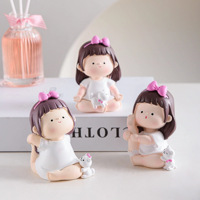 Pretty Design Mini Resin Girl Yoga Set Statue