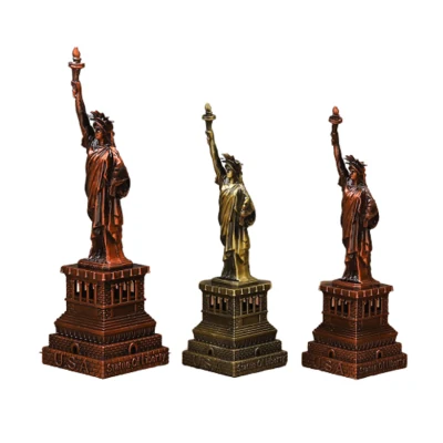Statua della Libertà in resina da collezione fatta a mano per la decorazione da tavolo