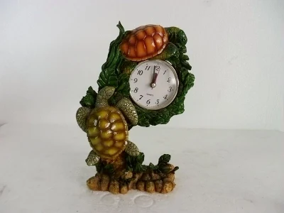 Orologio creativo in resina con tartaruga artigianale, perfetto ornamento decorativo da scrivania