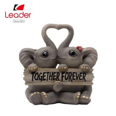 Statue decorative con figurine di coppie di elefanti amorevoli