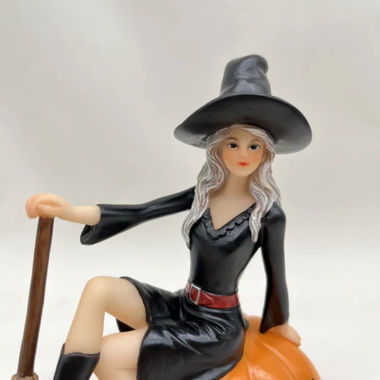 2022 Nuovo design Factory Wholesale Lady Cat Figurine per la decorazione del festival di Halloween